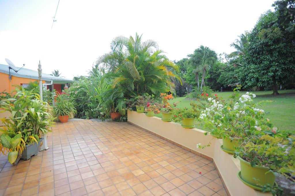 Au Domaine Des Bougainvilliers Villa Sainte-Rose Bagian luar foto