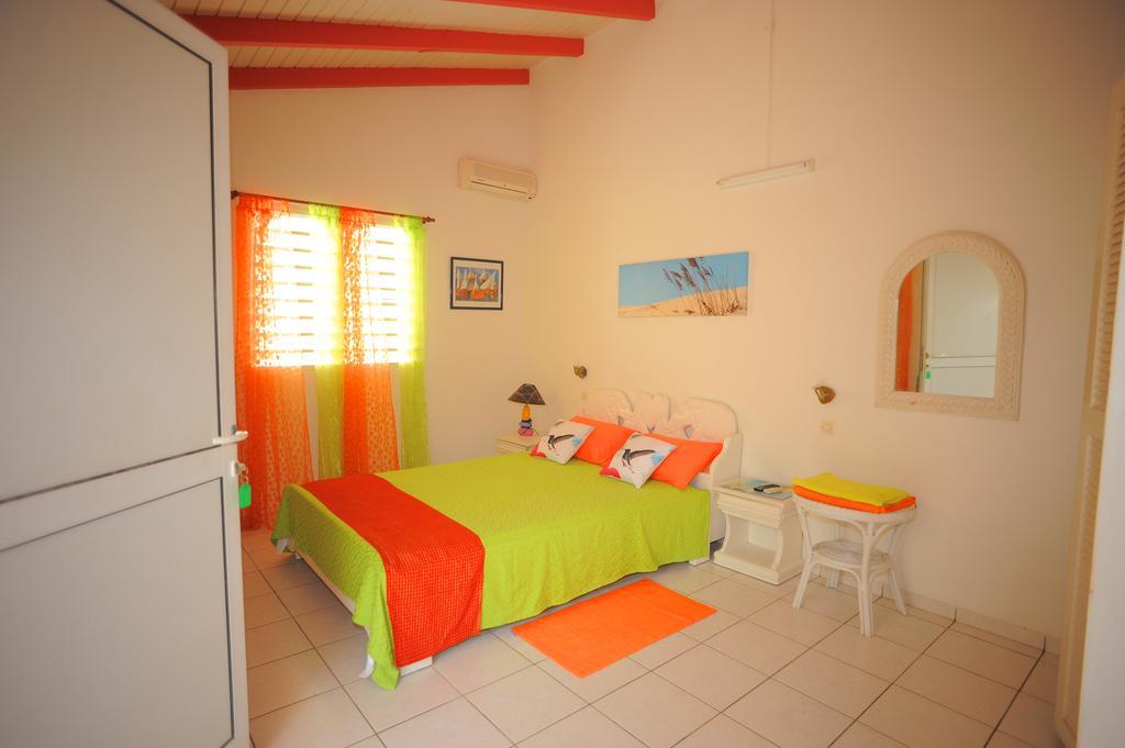 Au Domaine Des Bougainvilliers Villa Sainte-Rose Bagian luar foto