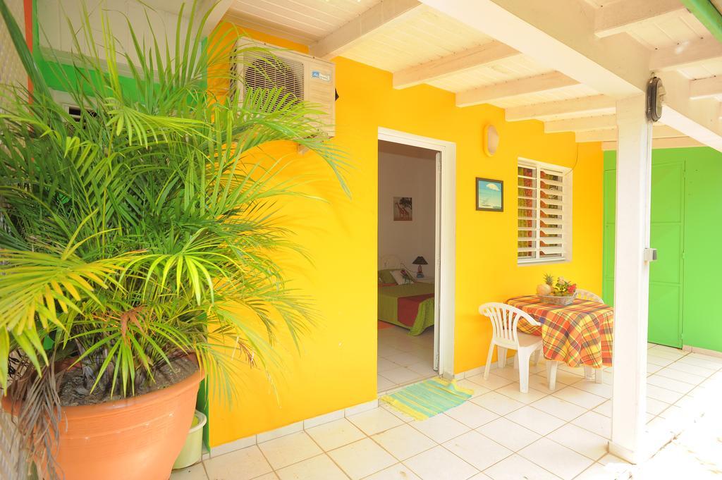 Au Domaine Des Bougainvilliers Villa Sainte-Rose Bagian luar foto